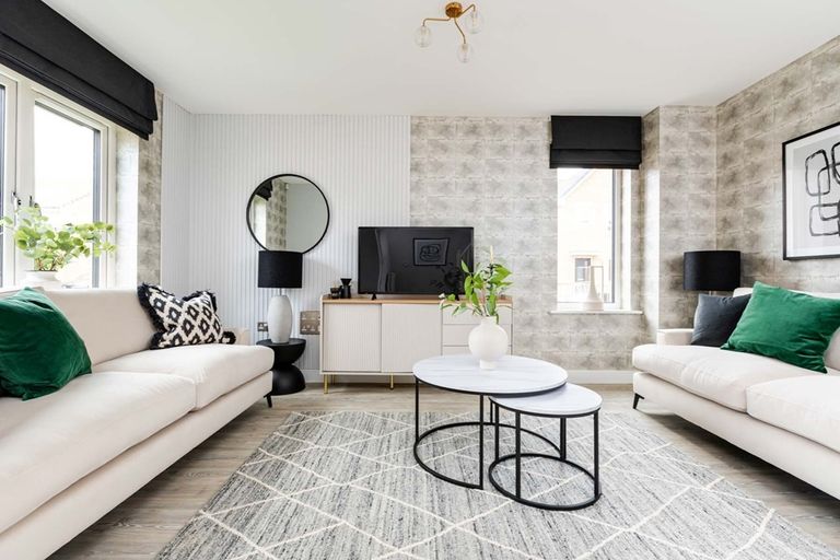 Property 3 of 12. Bright And Airy Lounge