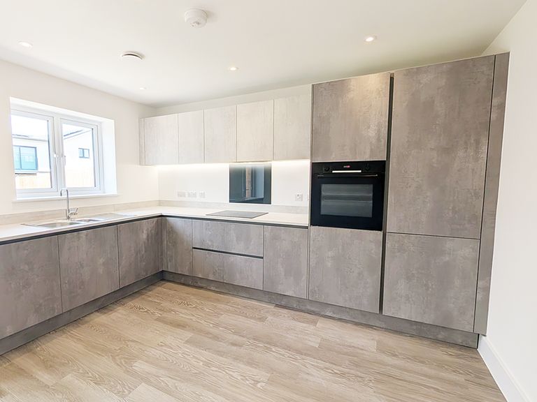 Property 2 of 7. Kitchen/Dining Room