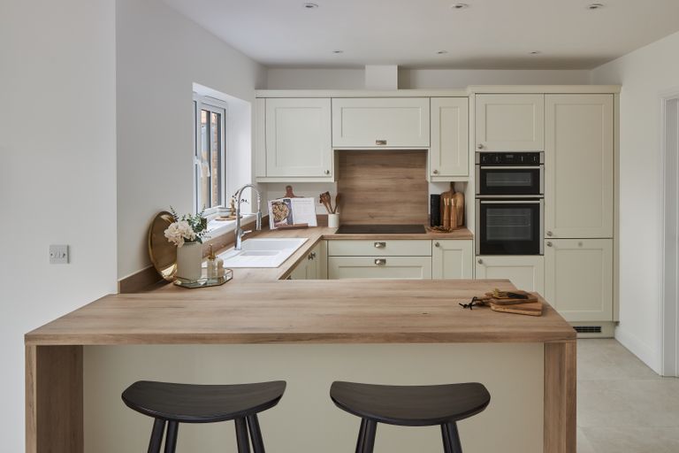 Property 3 of 14. Previous Showhome