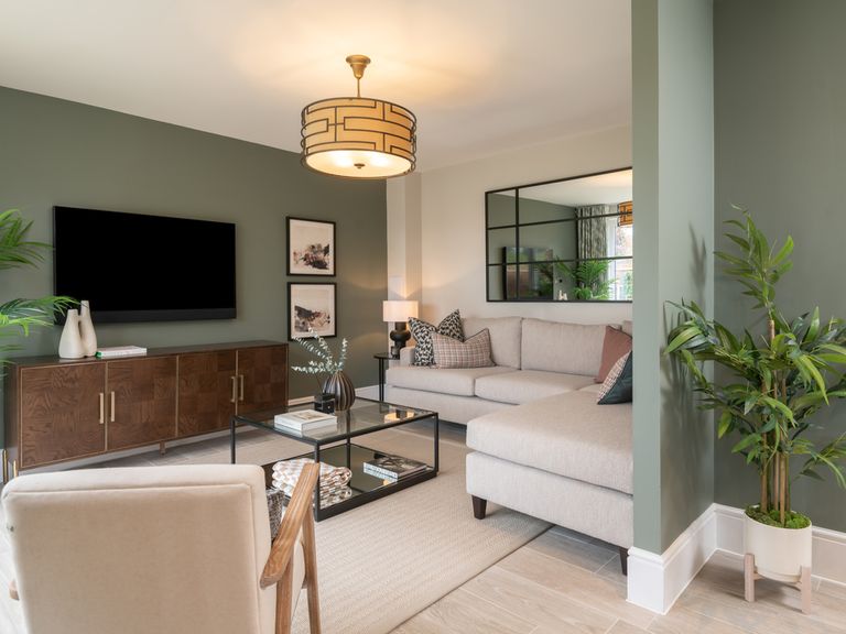 Property 3 of 9. The Richmond - Family