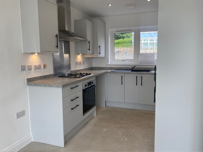 Property 3 of 23. Kitchen