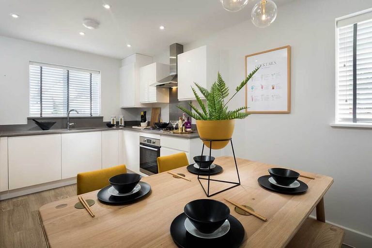Property 2 of 8. The Elmslie_4