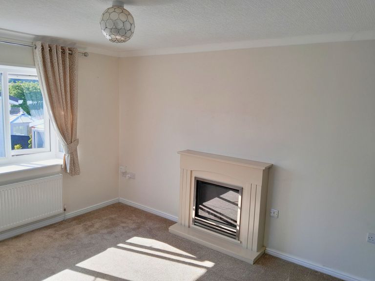 Property 2 of 8.