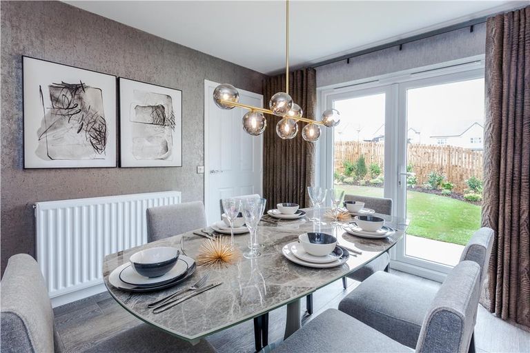 Property 3 of 8. Representative Image