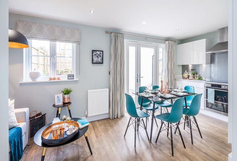 Property 2 of 10. Kitchen/Dining/Family
