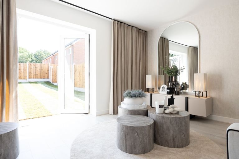 Property 1 of 12. Lounge