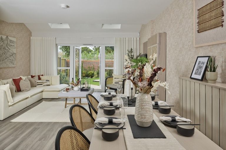 Property 3 of 8. Henly Living Dining