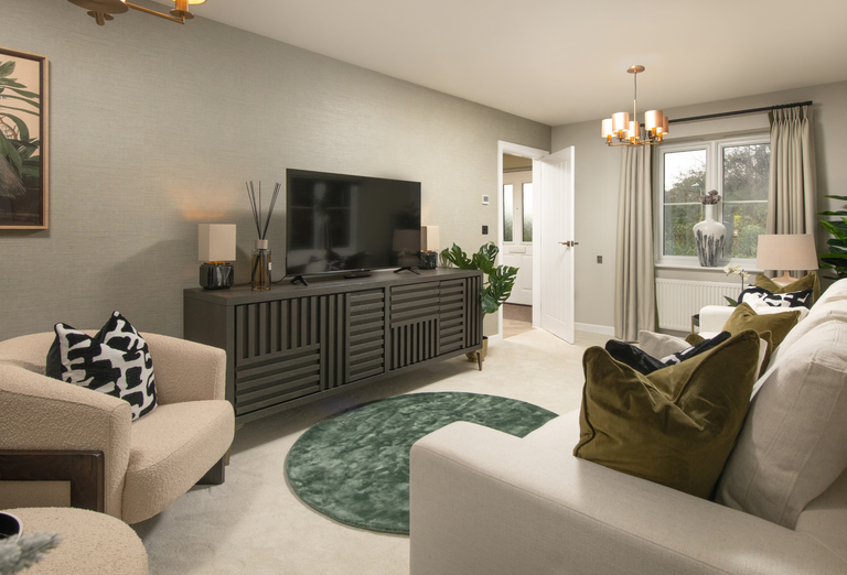 Property 3 of 9. Knowle-Living