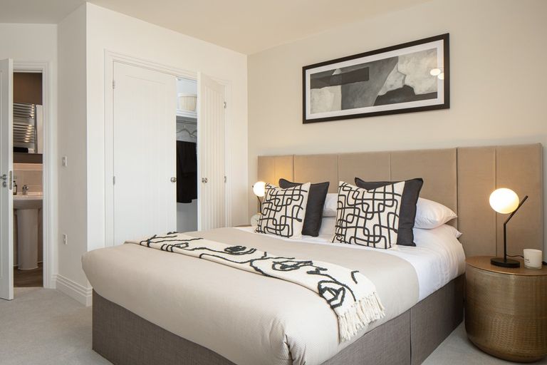 Property 3 of 7. Netherhall Gardens, Cambridge