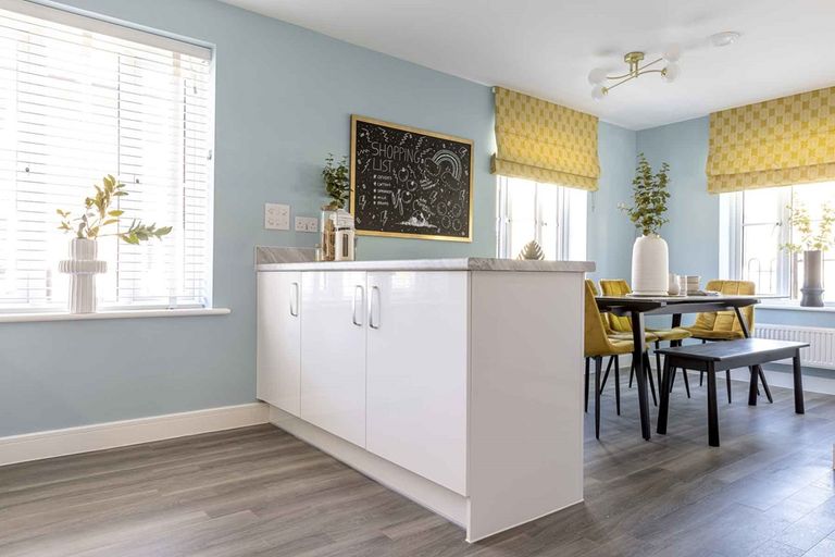 Property 2 of 11. Beautifully Designed Kitchen With Breakfast Bar