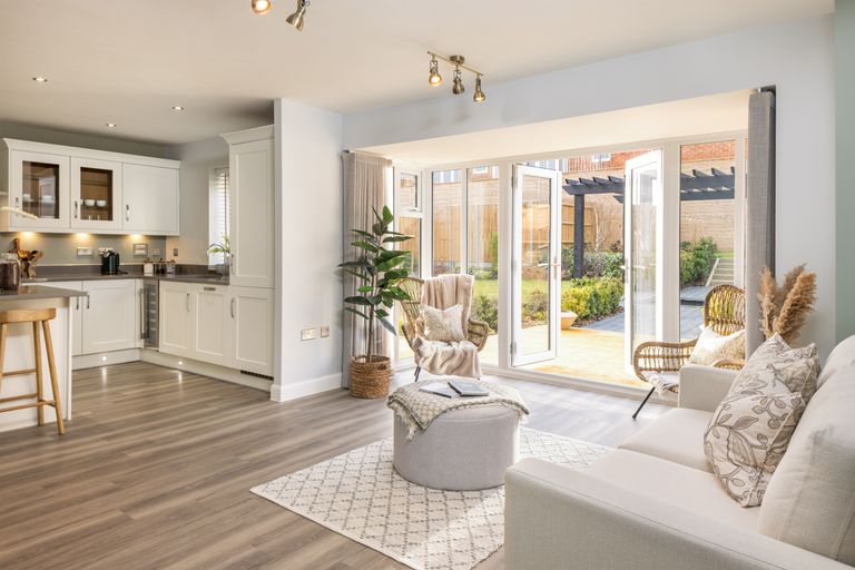 Property 3 of 10. Open Plan Kitchen In The Manning. 5 Bed Home.