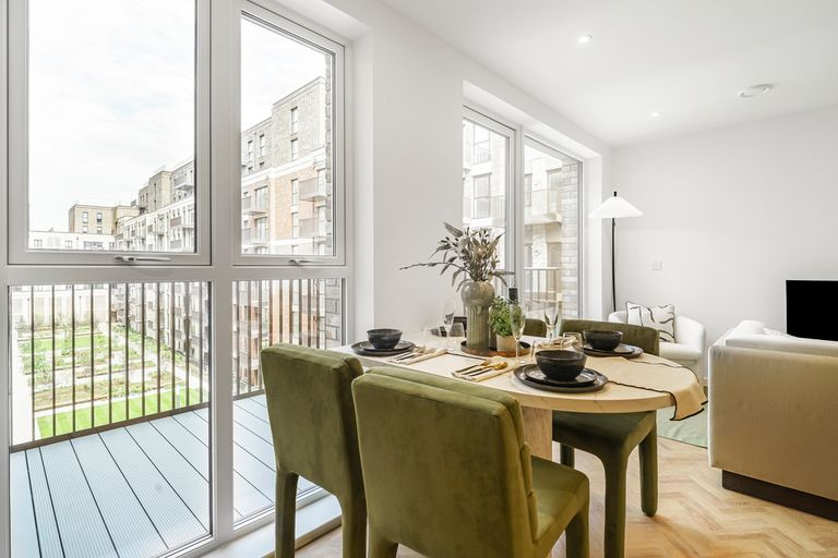 Property 2 of 10. Arora__Clapham_Park_107__Flat_33-50