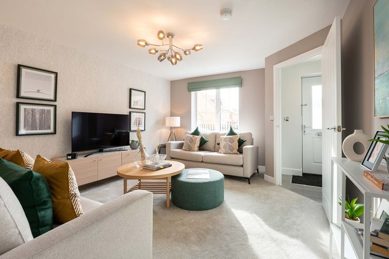 Property 3 of 10. Plenty Of Space For Two Sofas
