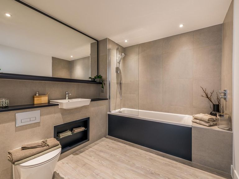 Property 3 of 12. Lampton Bathroom - 1 Bed 2025