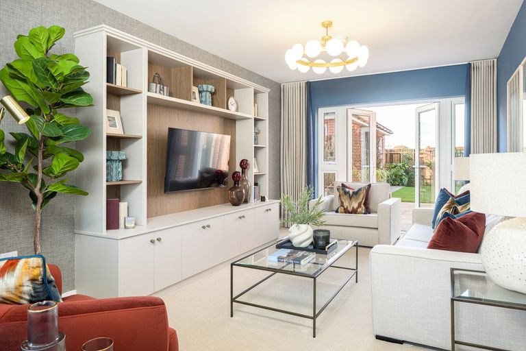 Property 2 of 9. Staggs Farm, Great Dunmow