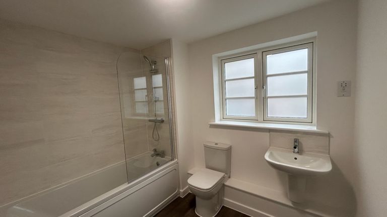 Property 3 of 7. Plot Image