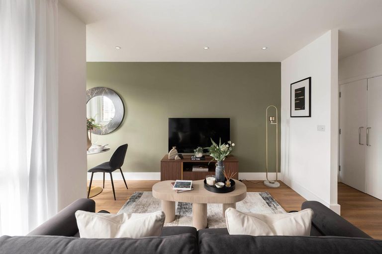 Property 3 of 23. Images