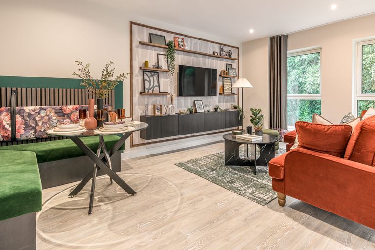 Property 2 of 22. Images